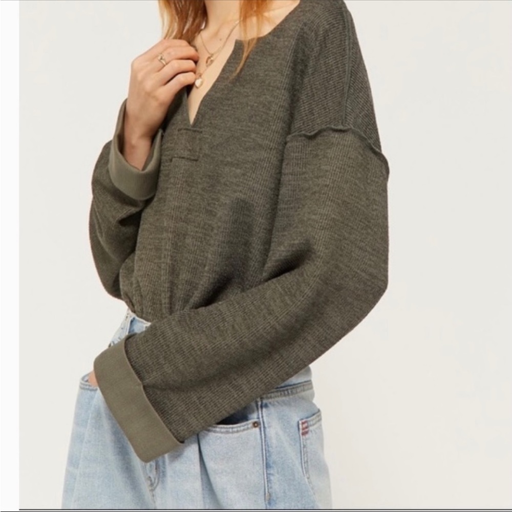 Urban Outfitters Jax Inside Out Notch Neck Top Olive Green Slouchy Boxy-Medium